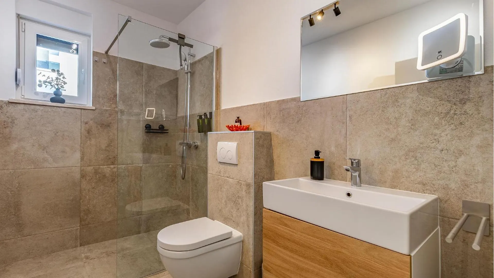 Amazing Home In Vodnjan With Wifi